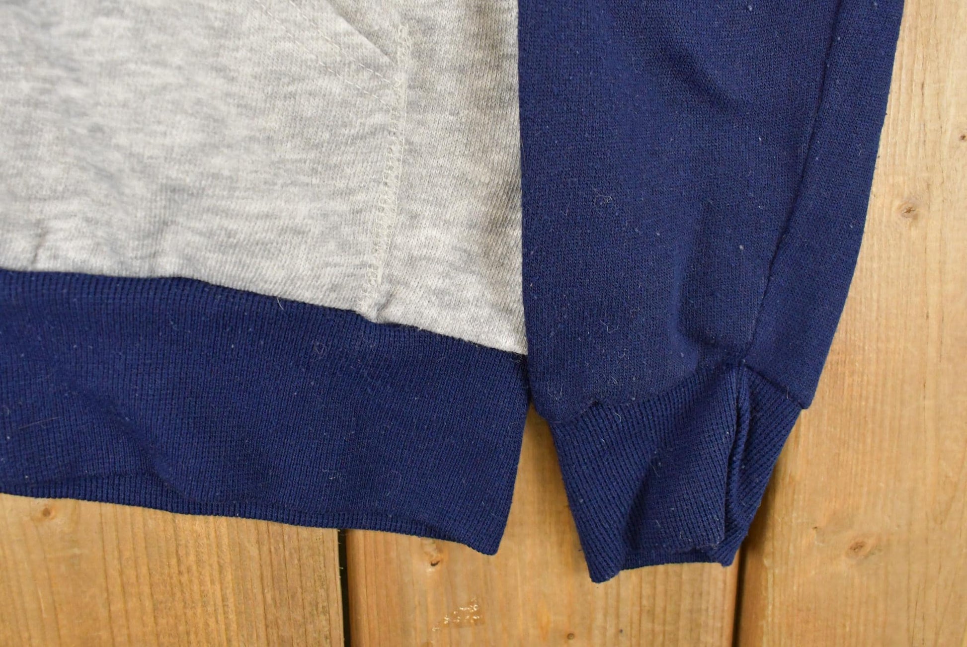 Vintage 1980s Mickey Mouse Walt Disney World Graphic Raglan Hoodie Men's XS from propervintagecanada