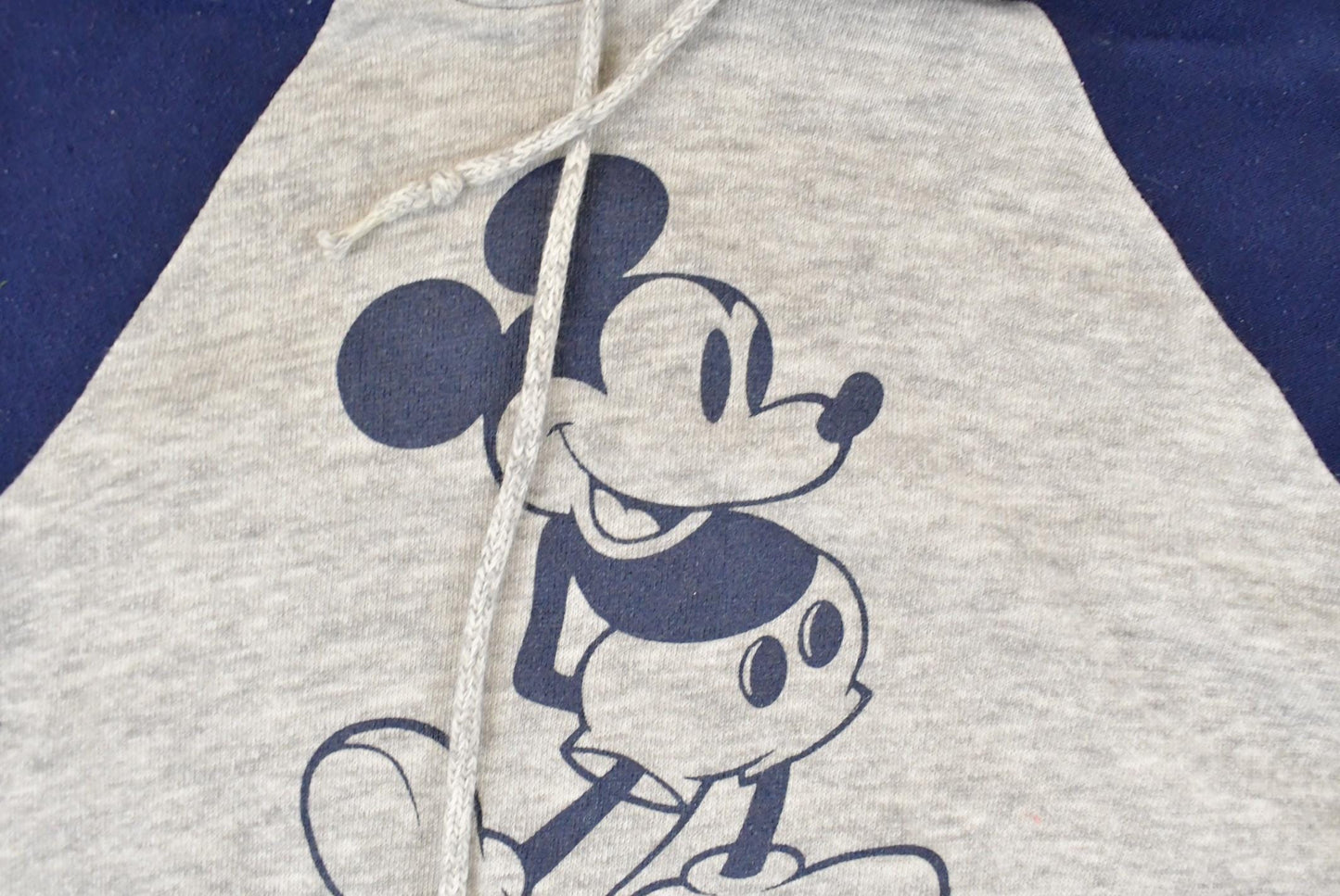 Vintage 1980s Mickey Mouse Walt Disney World Graphic Raglan Hoodie Men's XS from propervintagecanada