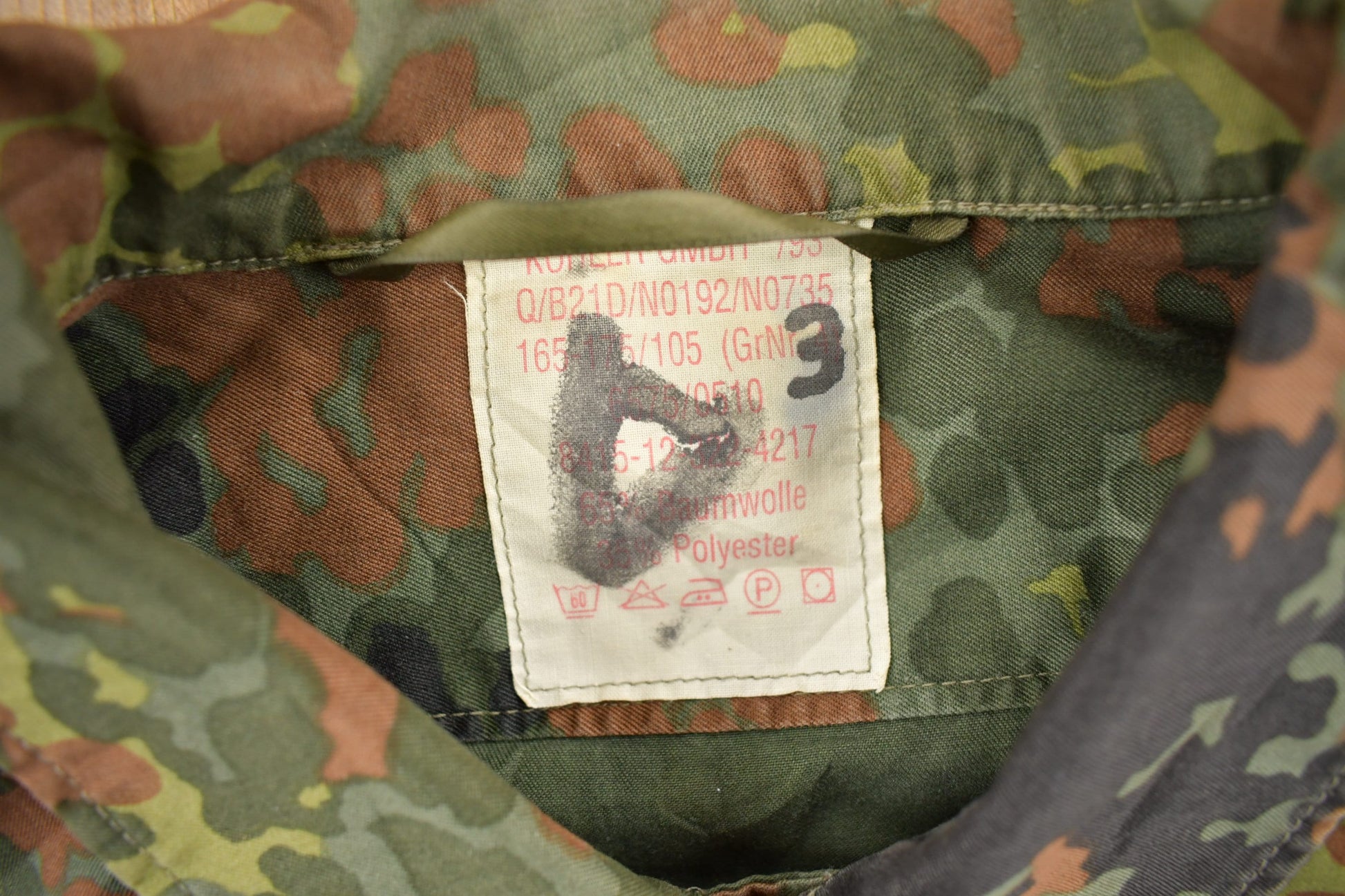 Vintage 1980s Military Camouflaged Jacket Men's Medium from propervintagecanada