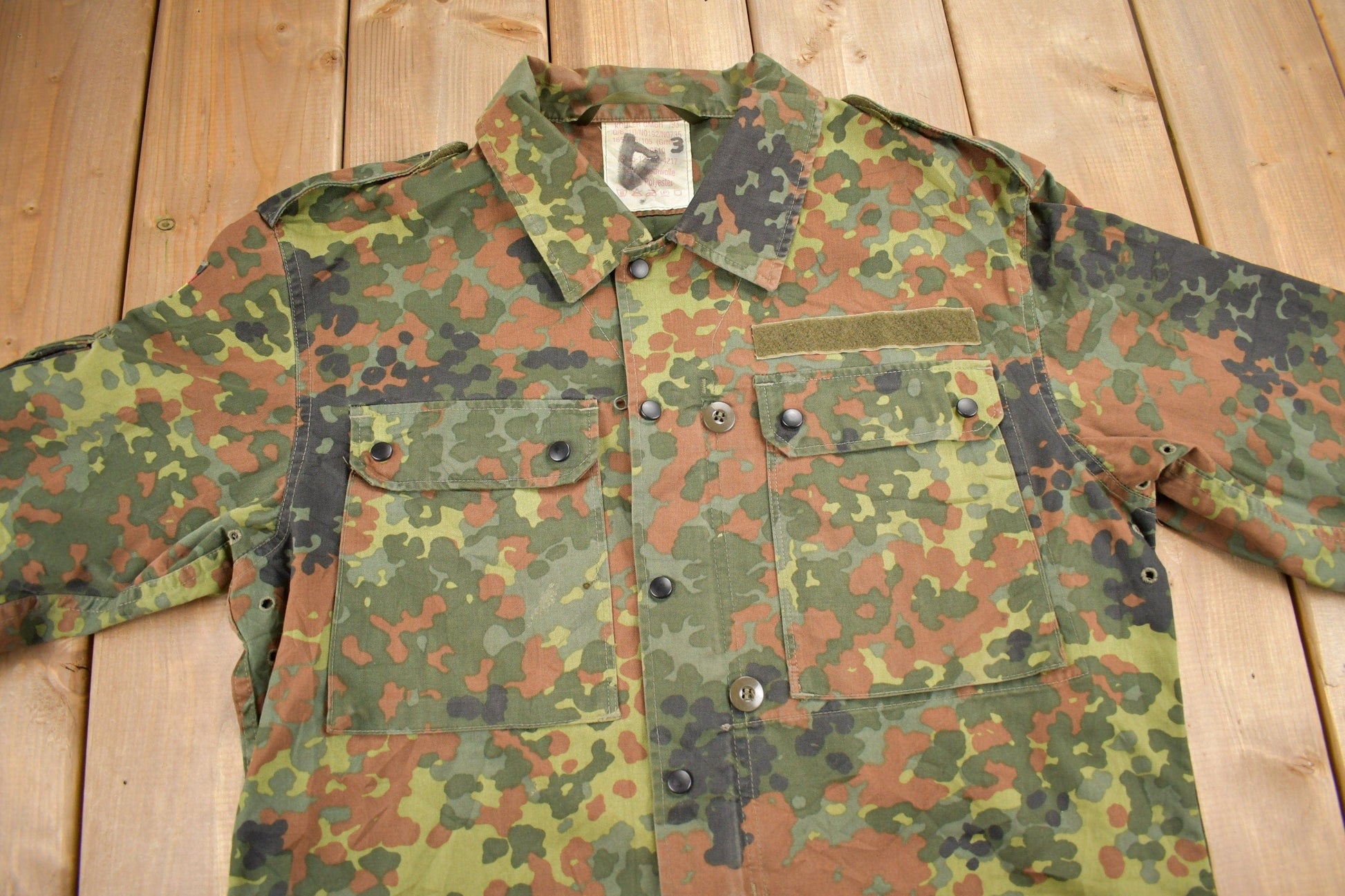 Vintage 1980s Military Camouflaged Jacket Men's Medium from propervintagecanada