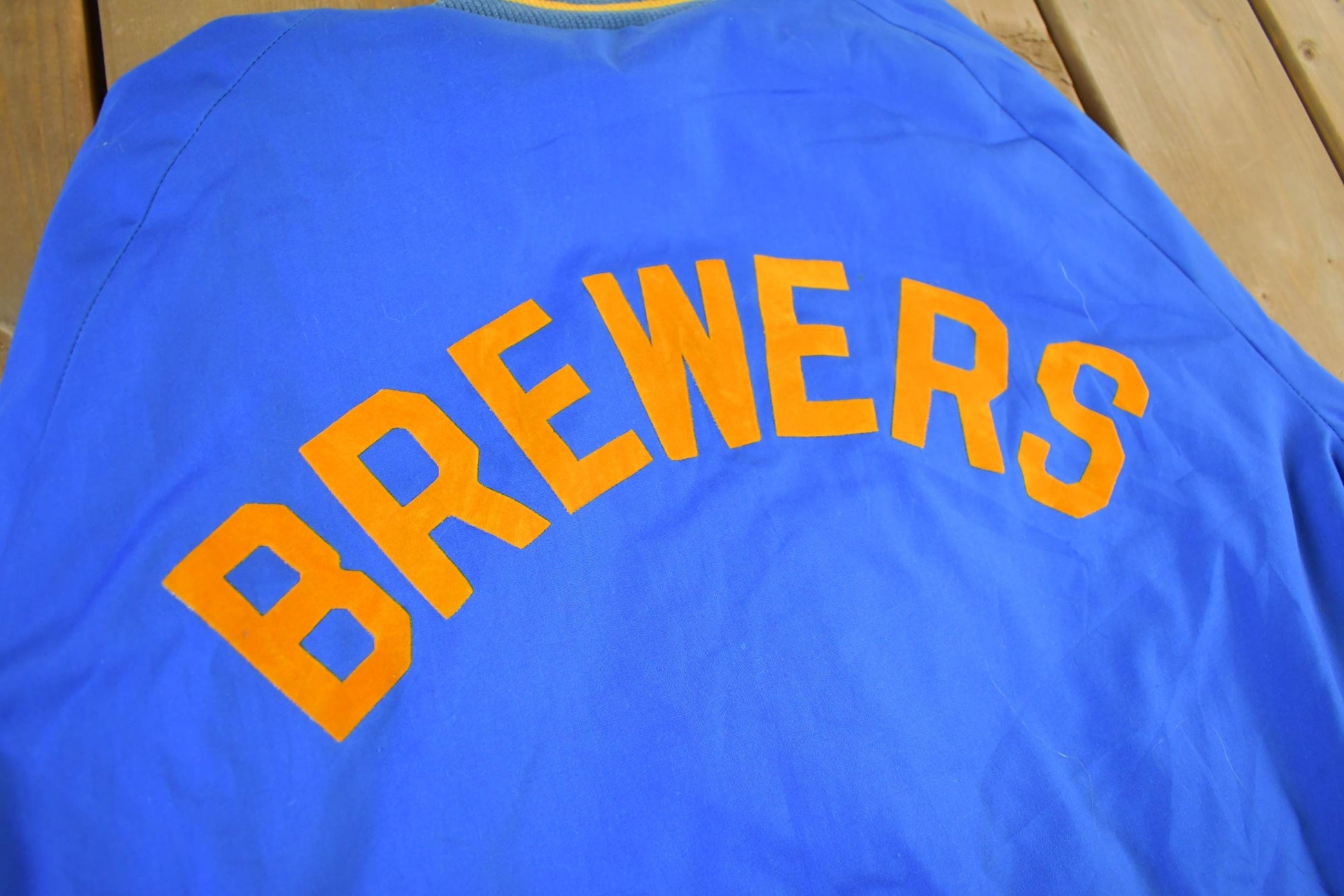 Vintage 1980s Milwaukee Brewers MLB Pyramid Windbreaker Jacket Men's Large from propervintagecanada