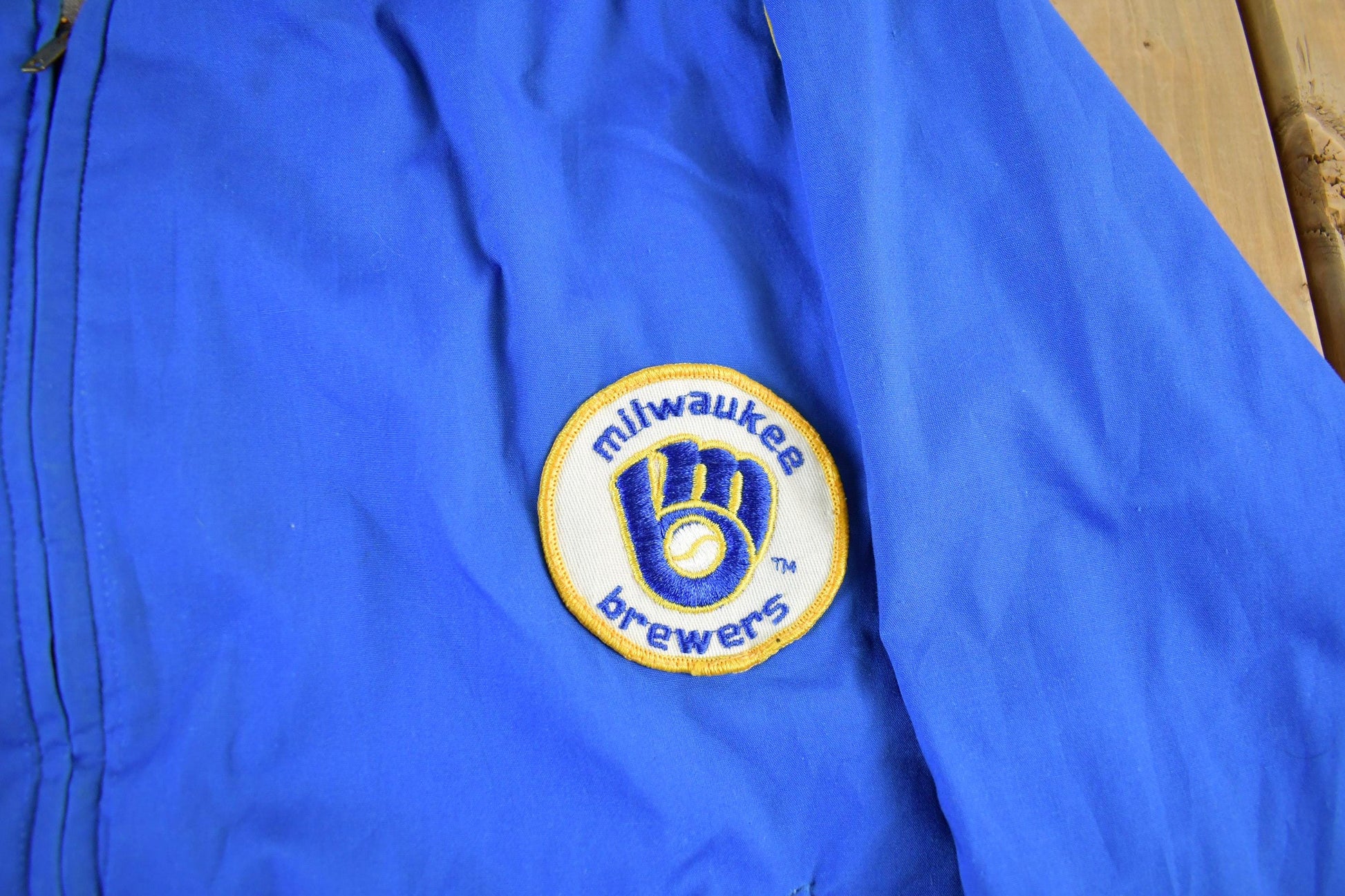 Vintage 1980s Milwaukee Brewers MLB Pyramid Windbreaker Jacket Men's Large from propervintagecanada