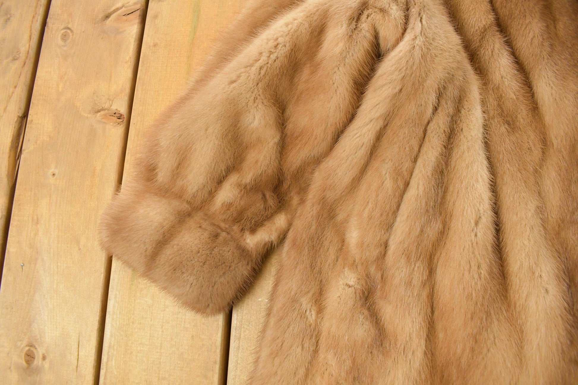 Vintage 1980s Mink Fur Coat Women's Large from propervintagecanada