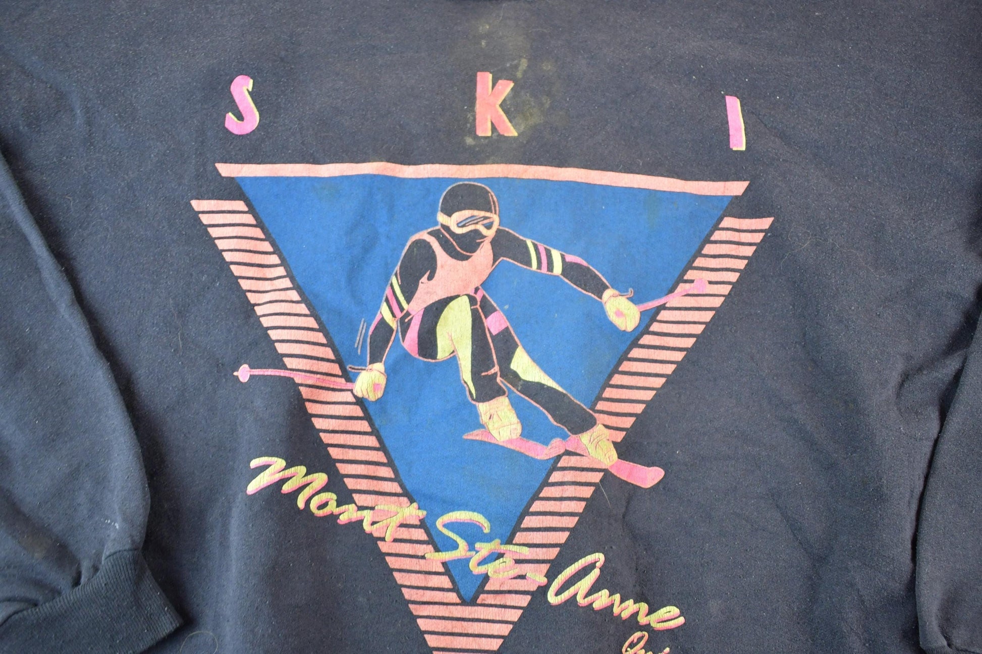 Vintage 1980s Mount St Anne Neon Ski Mountain Souvenir Crewneck Sweatshirt Made In USA Men's XL from propervintagecanada