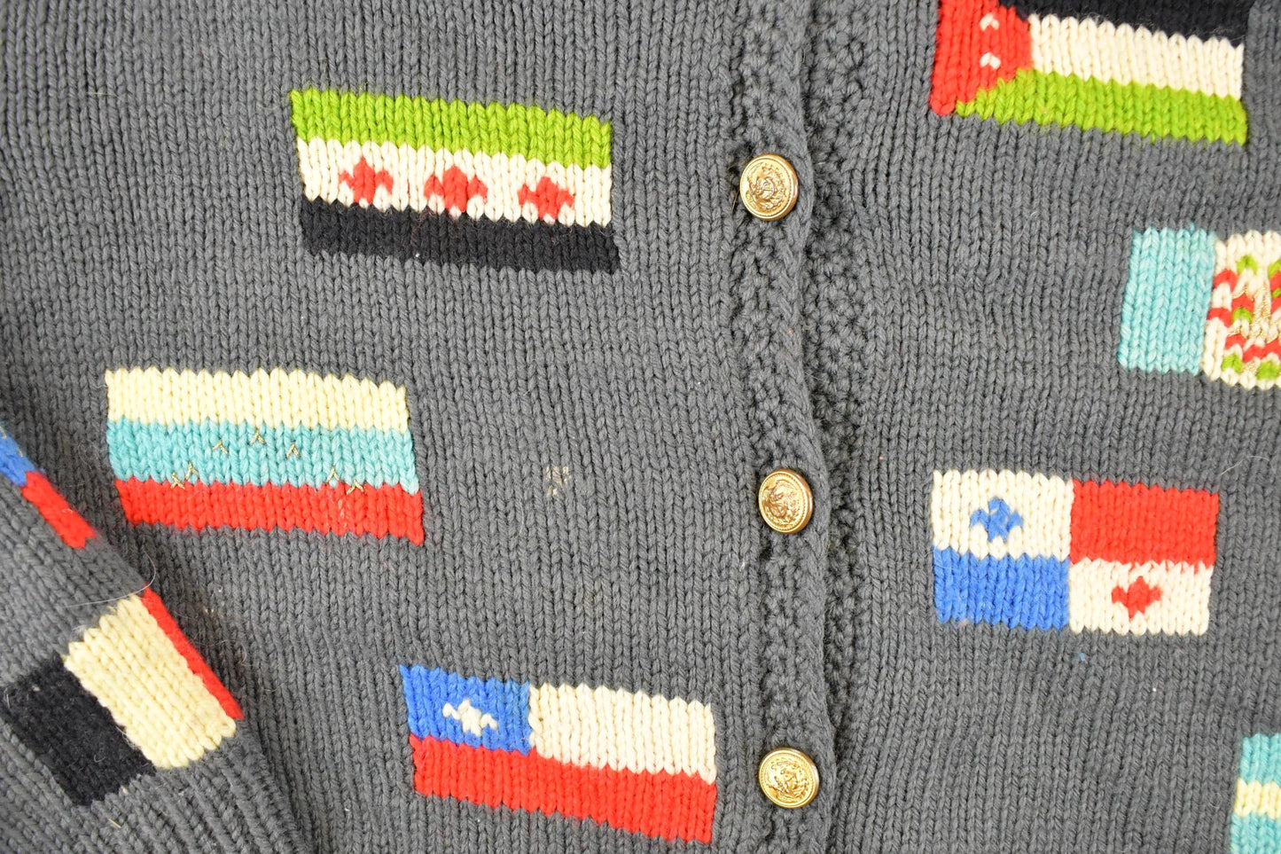 Vintage 1980s Multi Flag Abstract Knit Cardigan Sweater Men's M from propervintagecanada