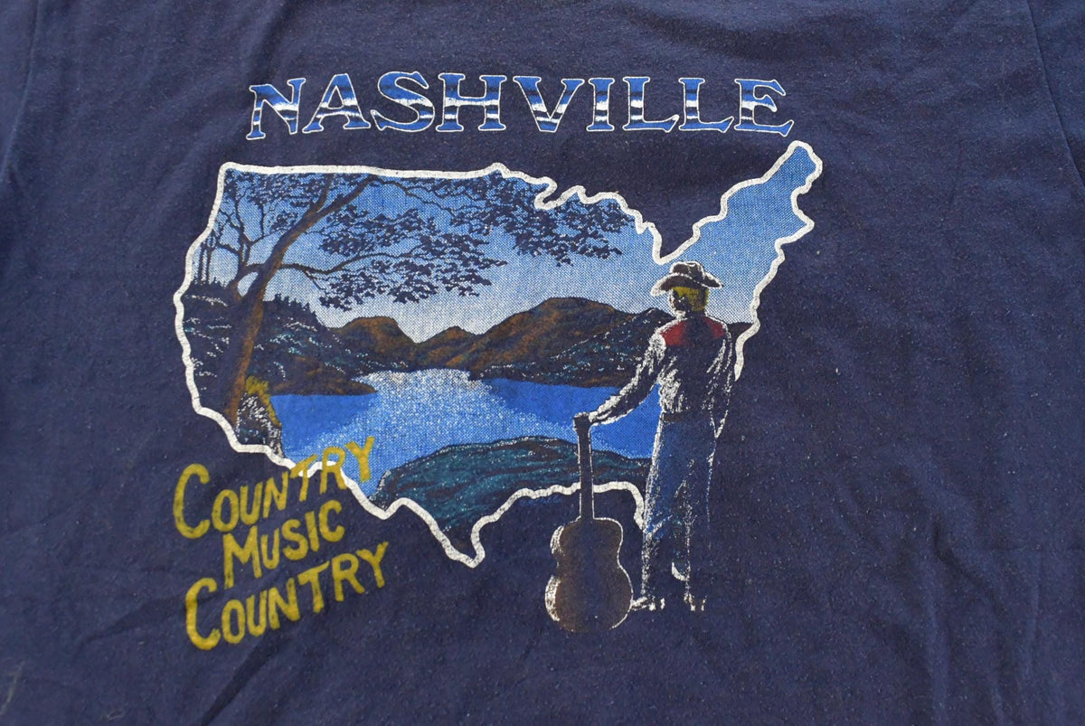 Vintage 1980s Nashville Country Music Souvenir T-Shirt Men's L from propervintagecanada