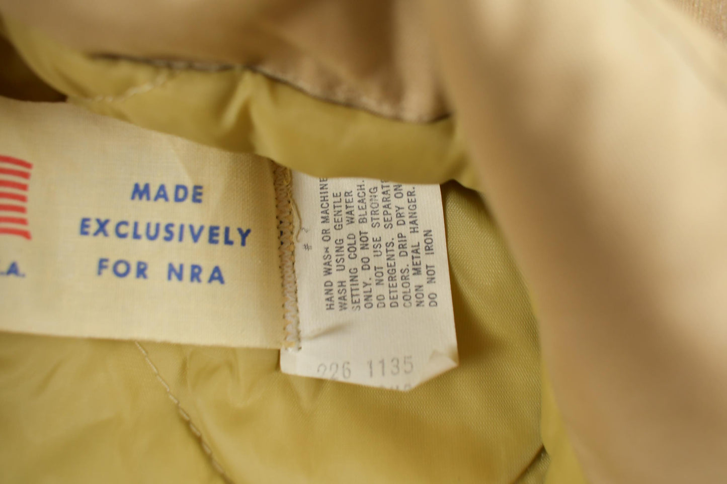 Vintage 1980s National Rifle Association Hunting Jacket Men's XL from propervintagecanada