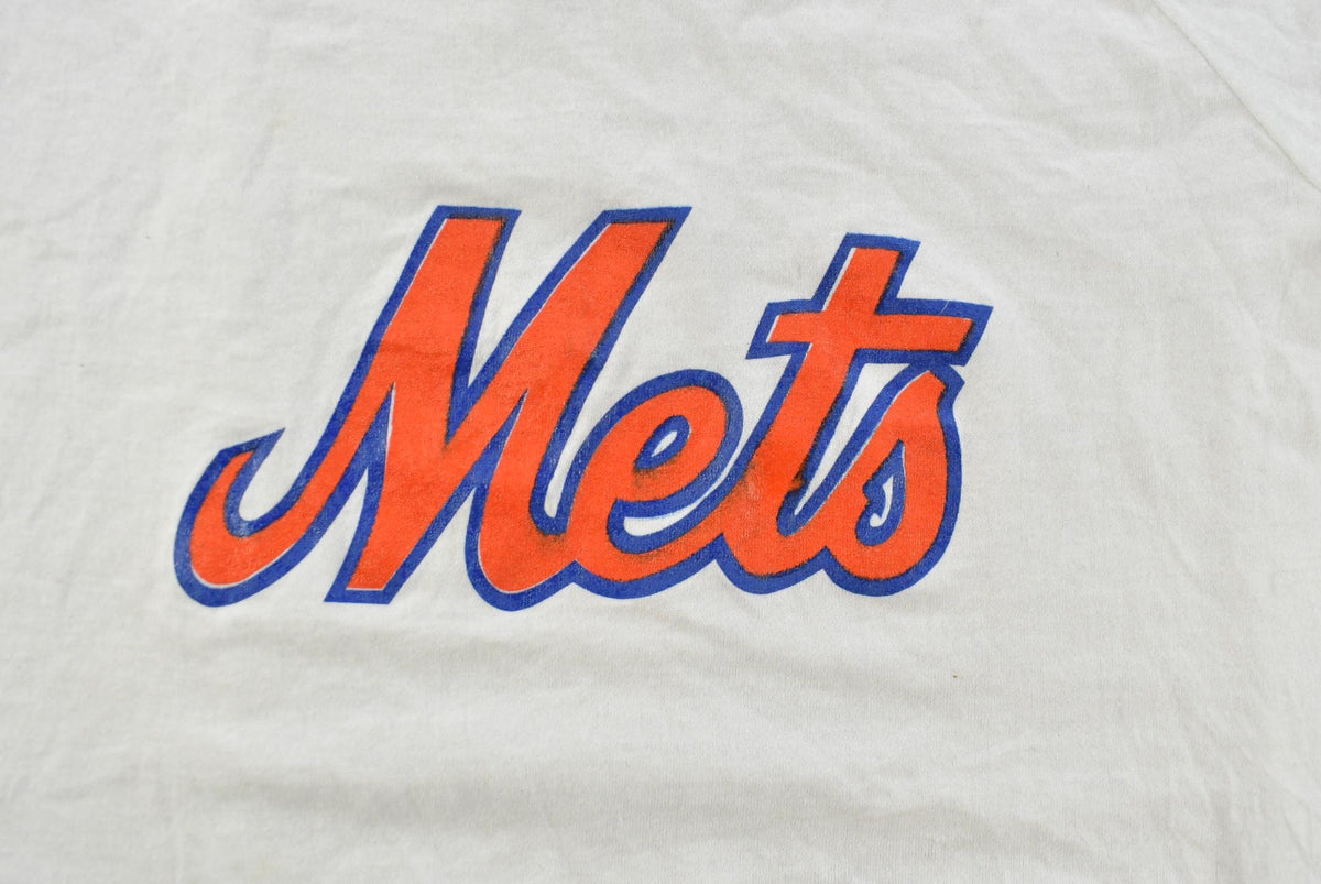 Vintage 1980s New York Mets MLB Baseball Graphic V Neck Jersey T-Shirt Men's M from propervintagecanada