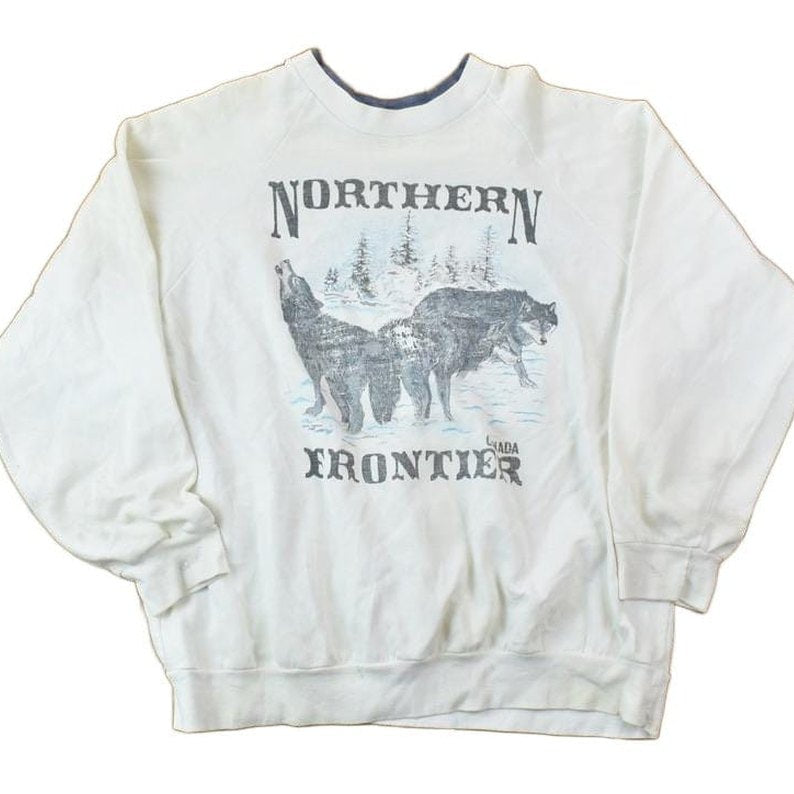 Vintage 1980s Northern Frontier Canada Two Wolves Crewneck Sweatshirt Men's Small from propervintagecanada