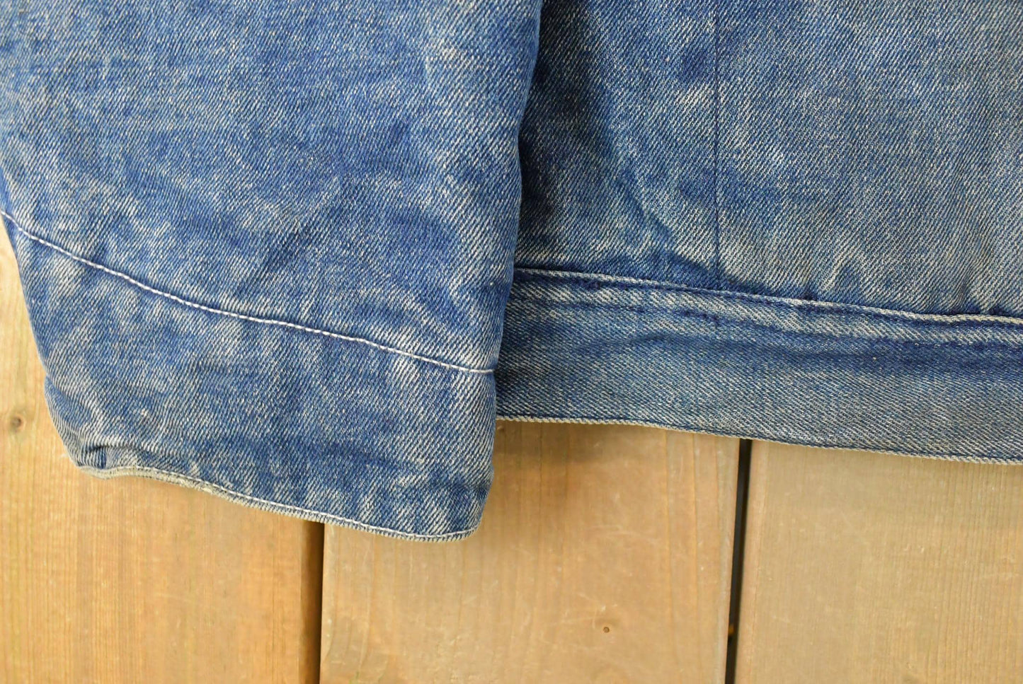 Vintage 1980s Osh Kosh B'Gosh Denim Full Zip Work Jacket Men's L / Sun Faded Distressed / 80s USA Work Wear / Vintage Jean Jacket from propervintagecanada