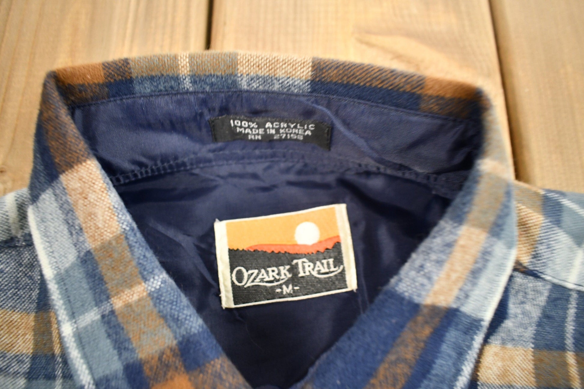 Vintage 1980s Ozark Trail Button Up Plaid Shirt Men's Medium from propervintagecanada