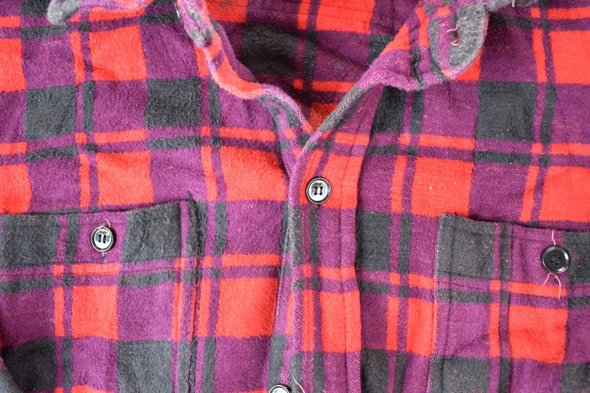 Vintage 1980s Palermo Plaid Western Style Button Up Mens Large from propervintagecanada