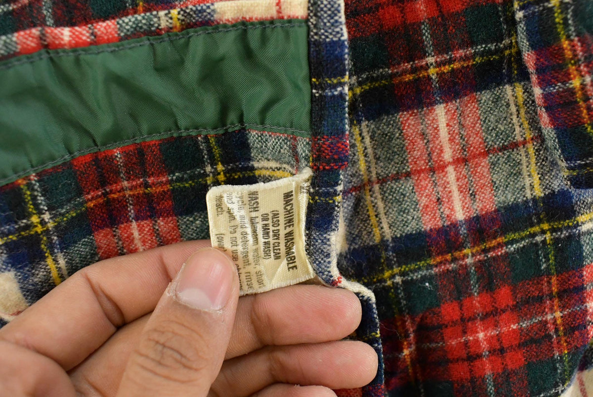 Vintage 1980s Pendleton Wool Flannel Button Up Shirt Men's M from propervintagecanada