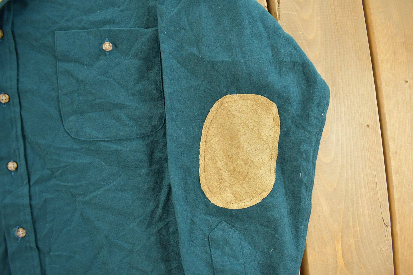 Vintage 1980s Pendleton Wool Flannel Button Up Shirt Men's XL / 80s Button Up / Vintage Pendleton / True Vintage / Outdoors / Elbow Patch from propervintagecanada