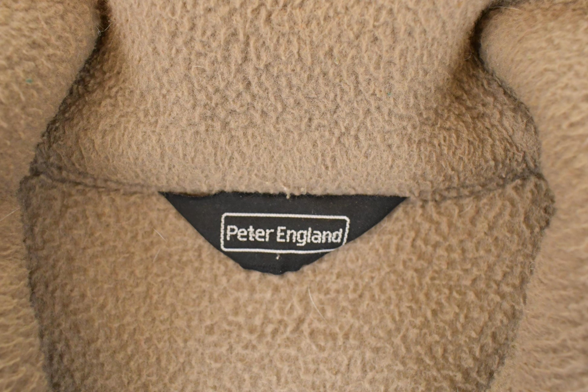 Vintage 1980s Peter England Fleece Outdoorsman Sweater Men's L from propervintagecanada