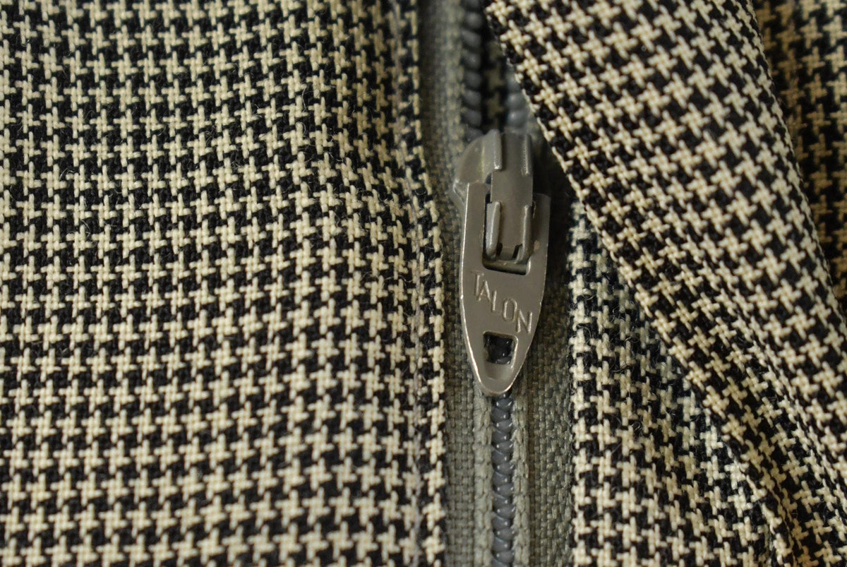 Vintage 1980s Pierre Cardin Houndstooth Pleated Wool Trousers Men's 39 x 28.5 from propervintagecanada