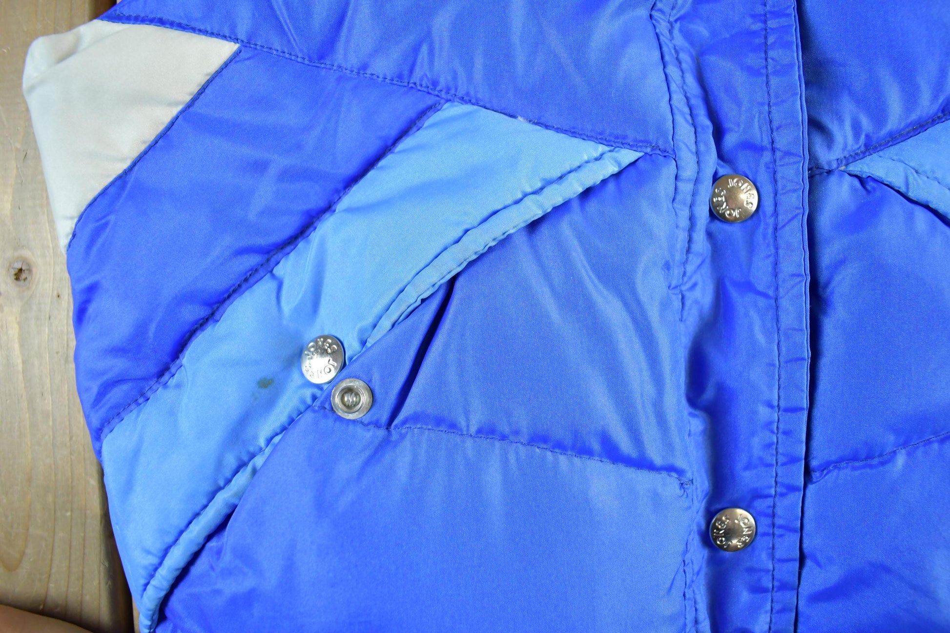 Vintage 1980s Pioneer Down Puffer Ski Vest Jacket Men's XS from propervintagecanada