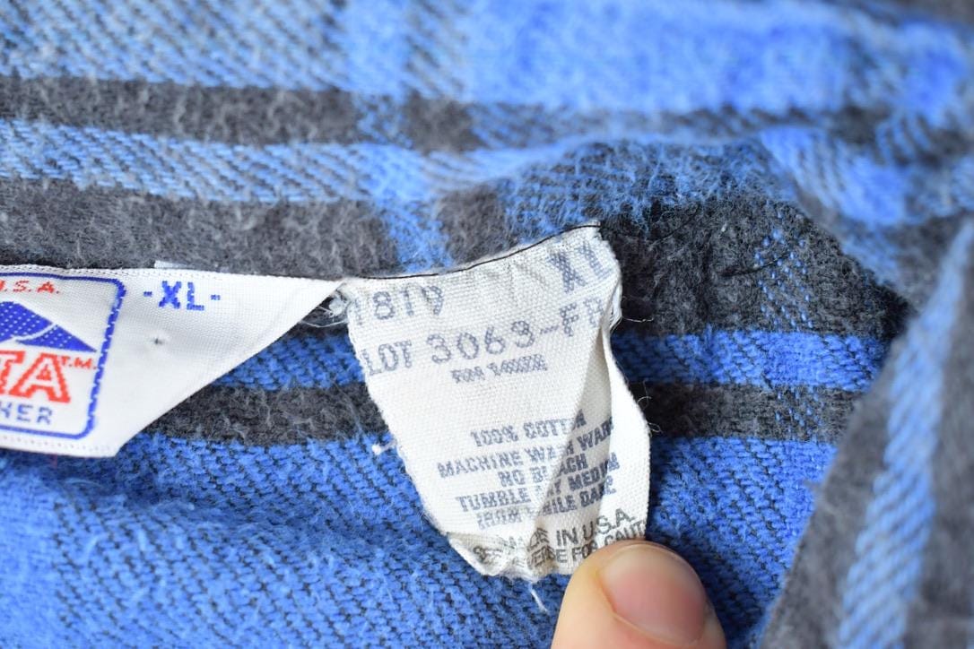 Vintage 1980s Plaid Flannel Button Up Shirt Mens XL from propervintagecanada