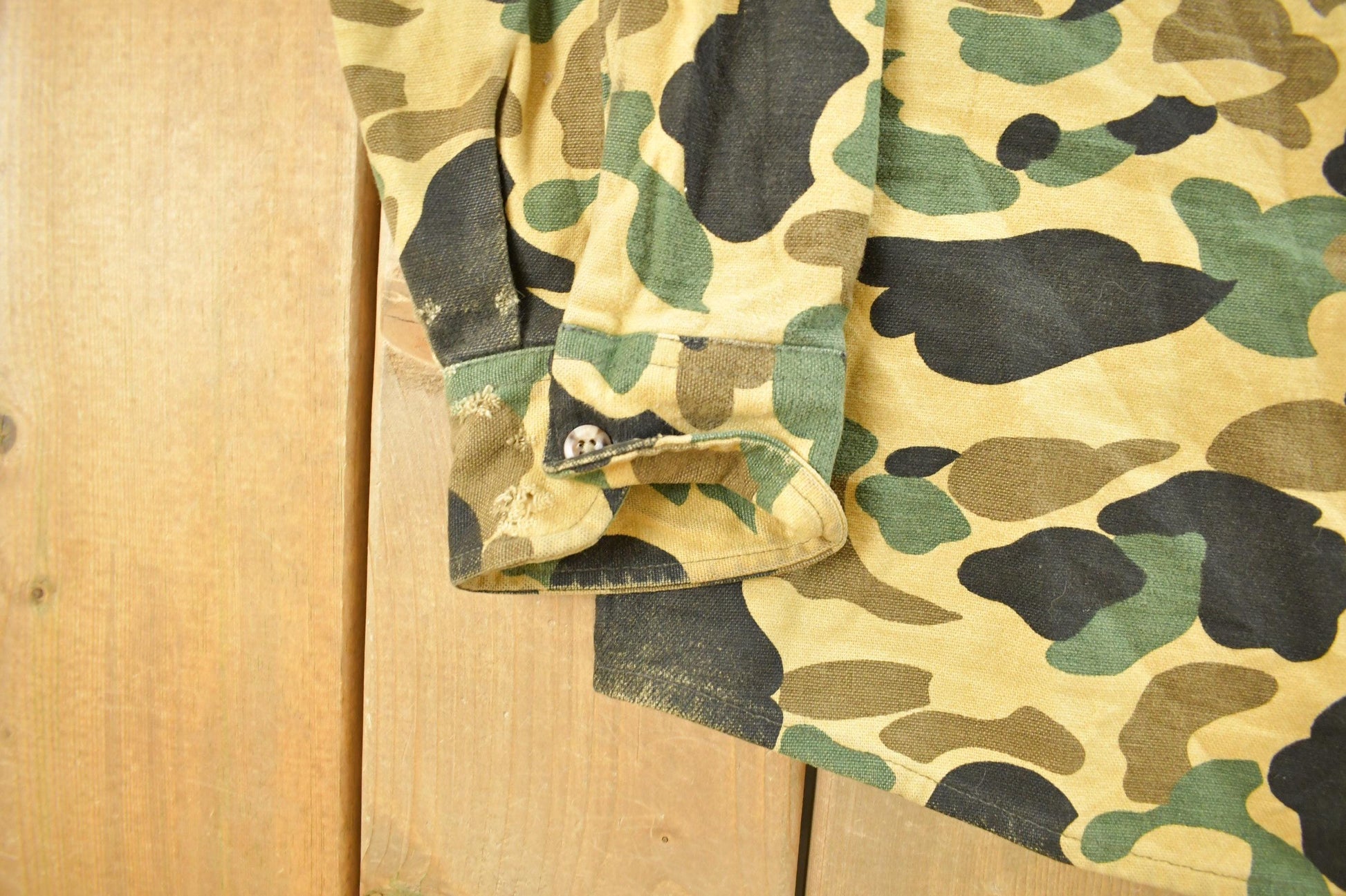 Vintage 1980s Private Property Duck Camo Cloth Button Up Shirt Men's Large from propervintagecanada