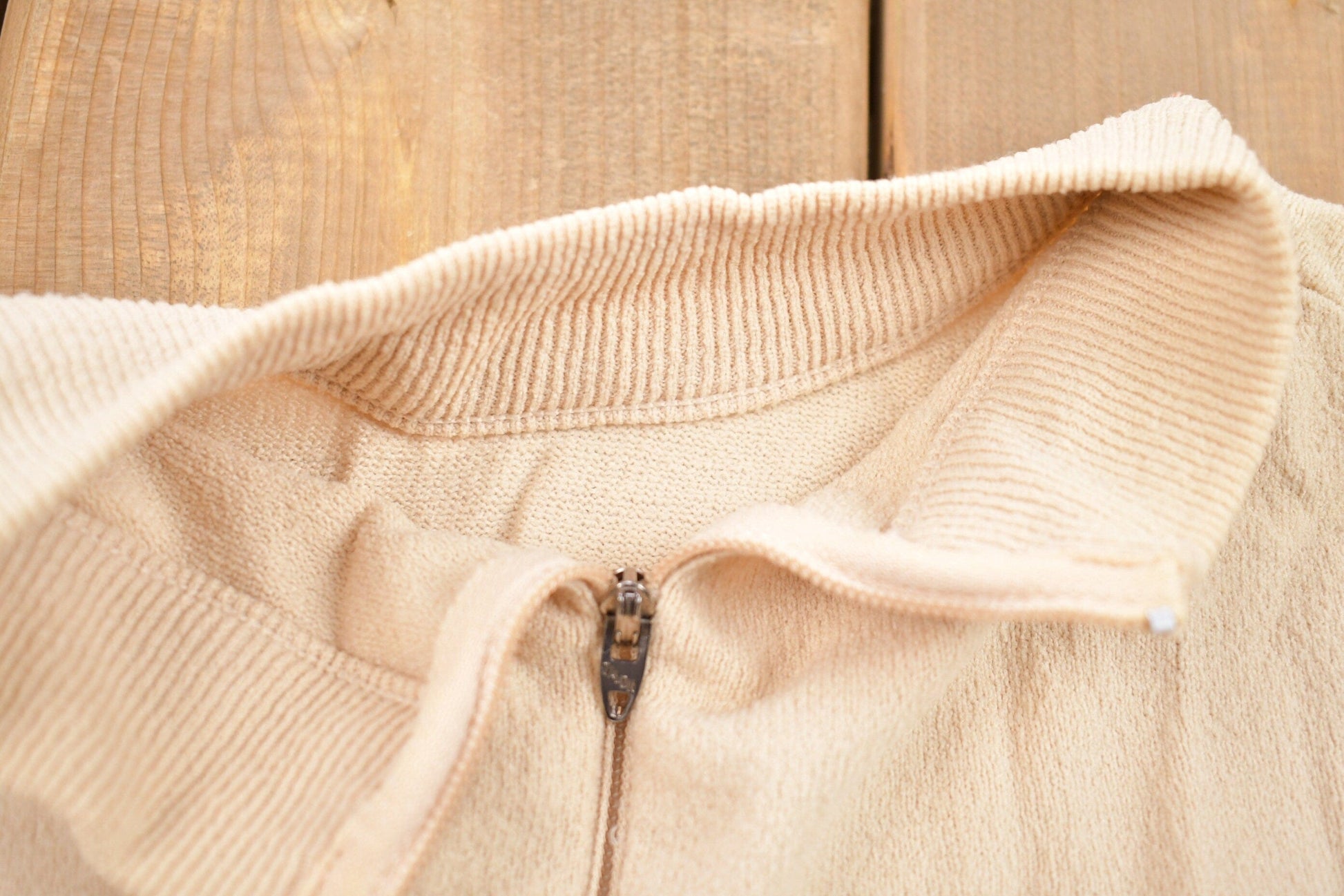 Vintage 1980s Quarter Zip Raglan T-Shirt Men's Small from propervintagecanada