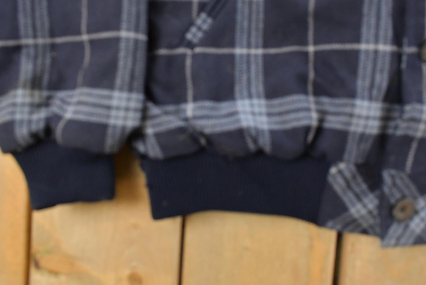 Vintage 1980s R.J. McCarthy Button Up Quilt Lined Plaid Jacket Men's Small from propervintagecanada