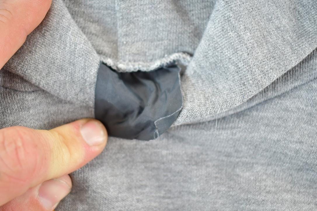 Vintage 1980s Red Deer College Hoodie Mens S from propervintagecanada