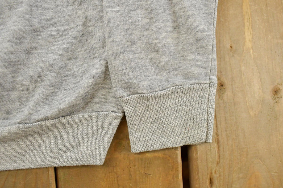 Vintage 1980s Reeves Blank Crewneck Sweatshirt Men's Small from propervintagecanada