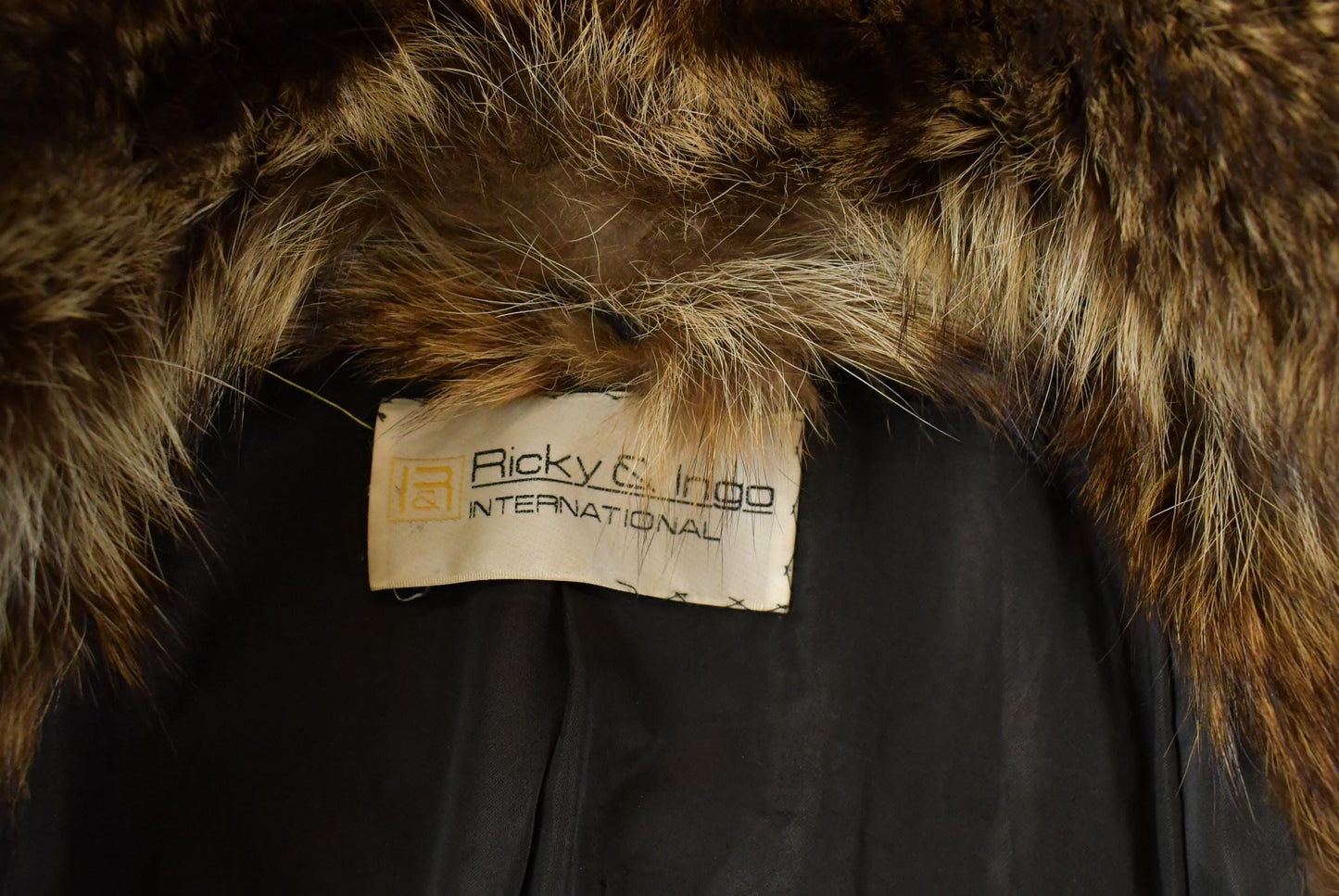 Vintage 1980s Ricky & Ingo Full Length Brown Raccoon Fur Coat Adult M Men's Medium from propervintagecanada