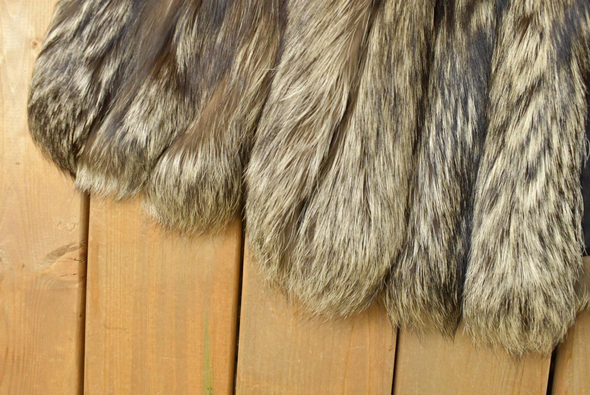 Vintage 1980s Saga Fox Fox Fur Jacket Adult Large Men's Large from propervintagecanada