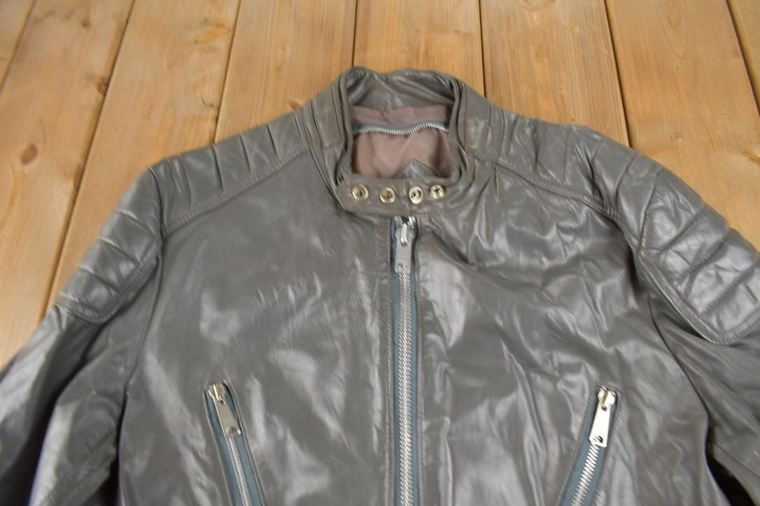 Vintage 1980s Sears Grey Leather Café Racer Jacket Men's XL from propervintagecanada