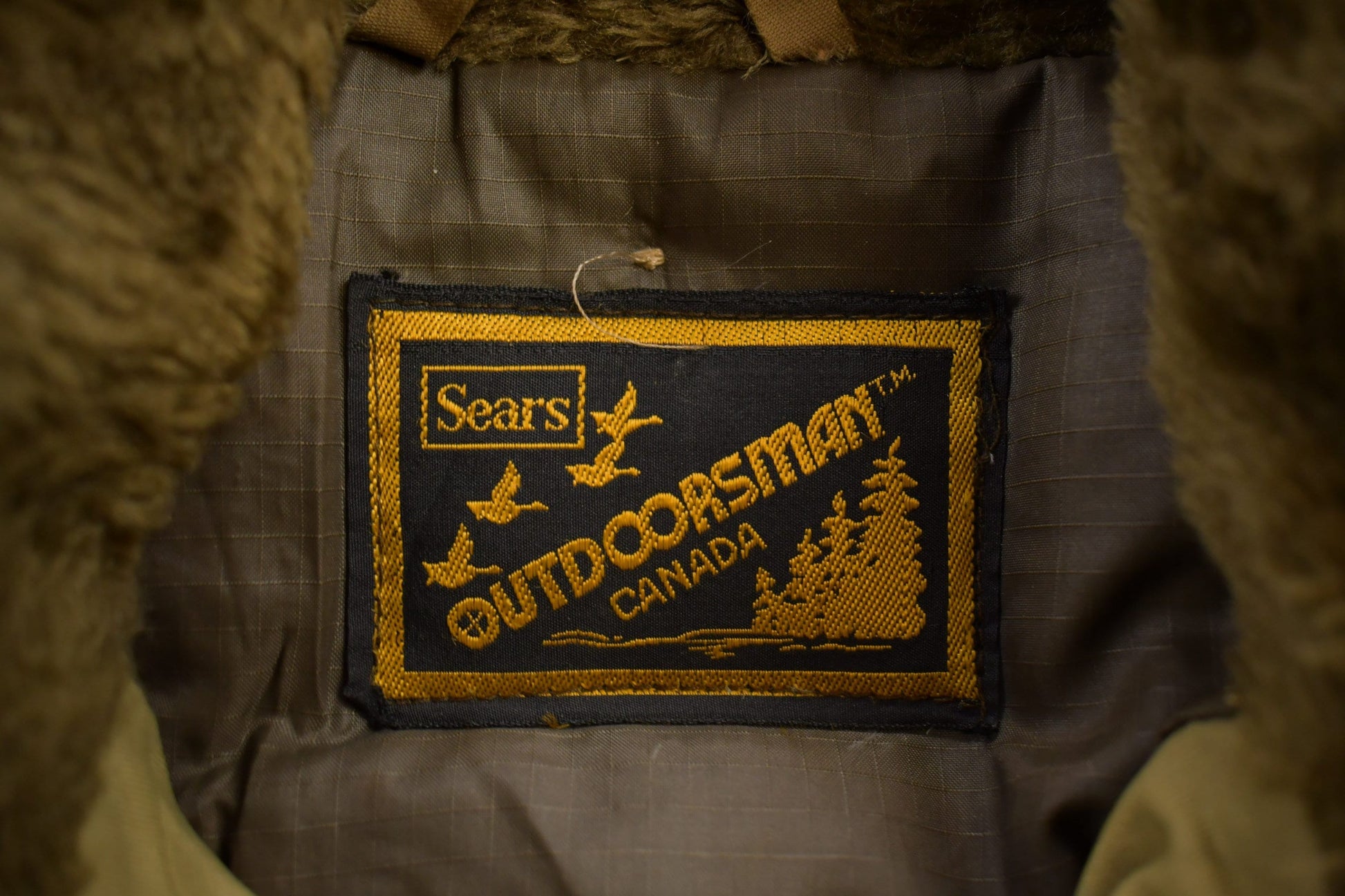 Vintage 1980s Sears Outdoorsman Puffer Jacket Men's Large from propervintagecanada