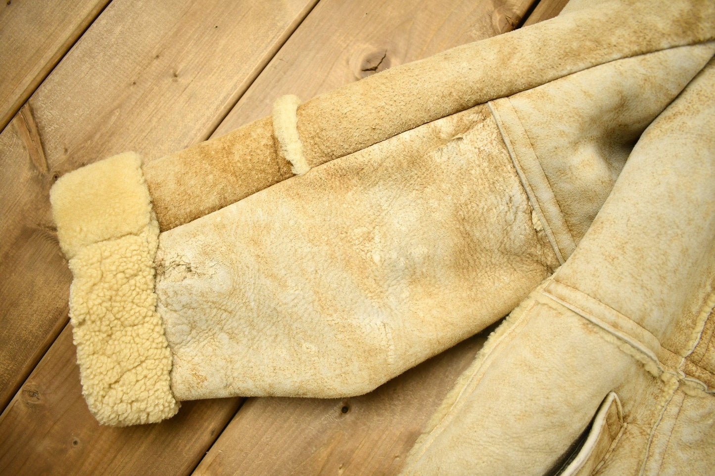 Vintage 1980s Sears The Mens Store Shearling Jacket Men's Large from propervintagecanada