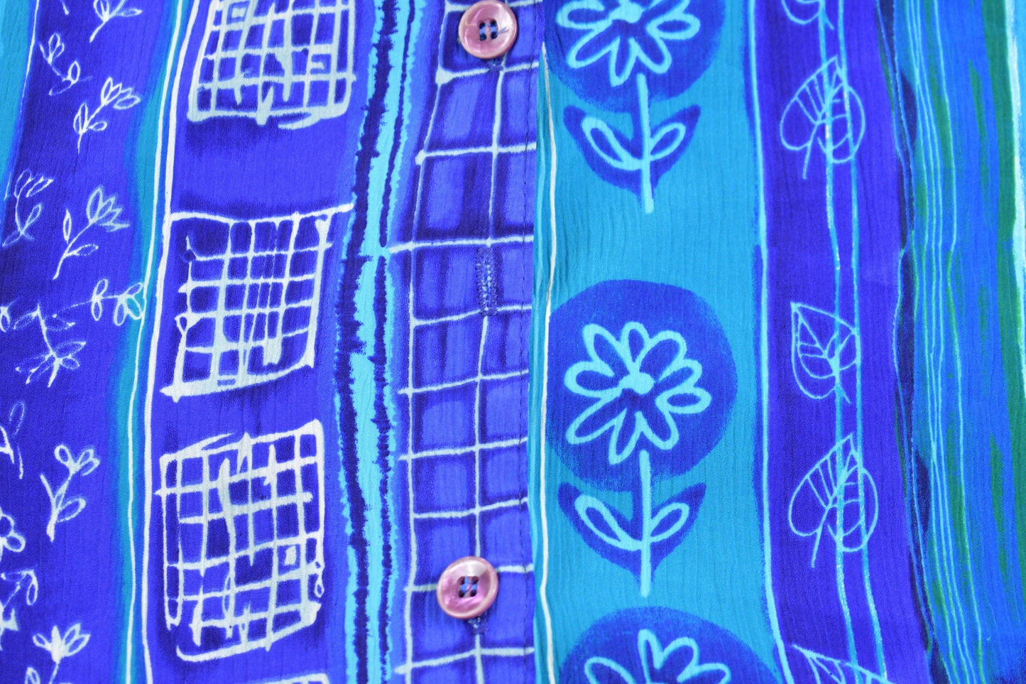 Vintage 1980s Ship n Shore Womens Button Up Shirt Men's XL from propervintagecanada