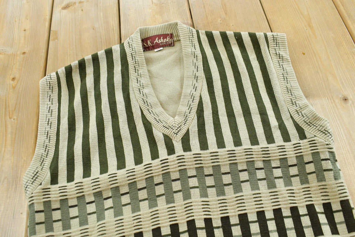 Vintage 1980s SK Ashoka Striped Knit V Neck Sweater Vest Men's S / 80s Abstract Pattern 3D Knitted Sweatshirt / Streetwear from propervintagecanada