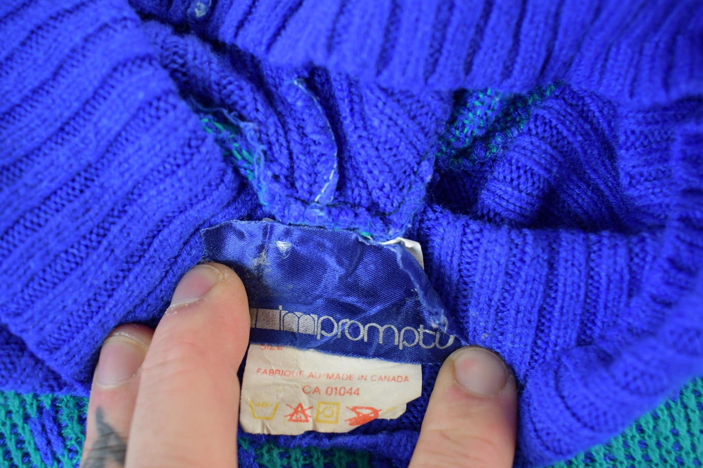 Vintage 1980s Skiing Snowflake AOP Knit Abstract Pattern Turtleneck Sweater Womens L from propervintagecanada