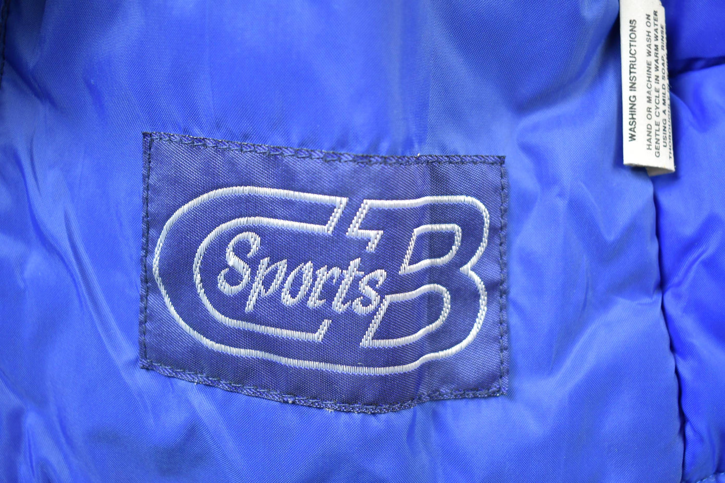 Vintage 1980s Sports B Mint Green Full Zip Windbreaker Jacket Men's Small from propervintagecanada