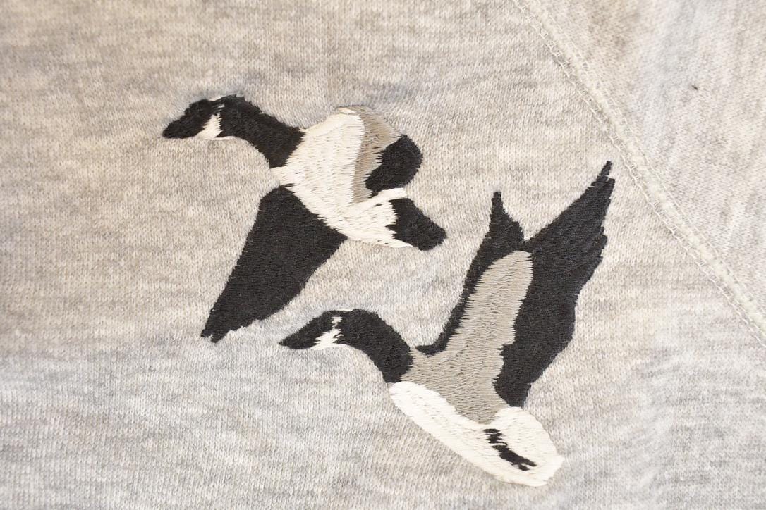 Vintage 1980s Sportswear Embroidered Goose Crewneck Sweatshirt Men's L from propervintagecanada