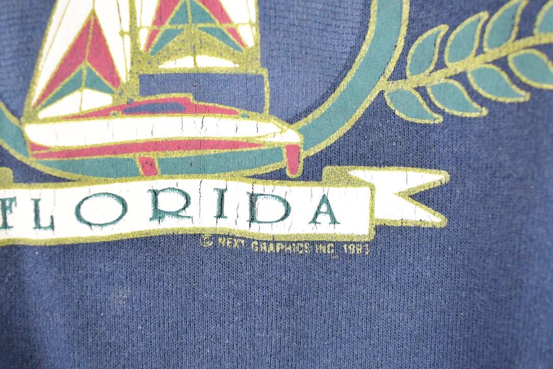 Vintage 1980s St Myers Beach Florida Graphic Print Crewneck Sweatshirt Men's L from propervintagecanada