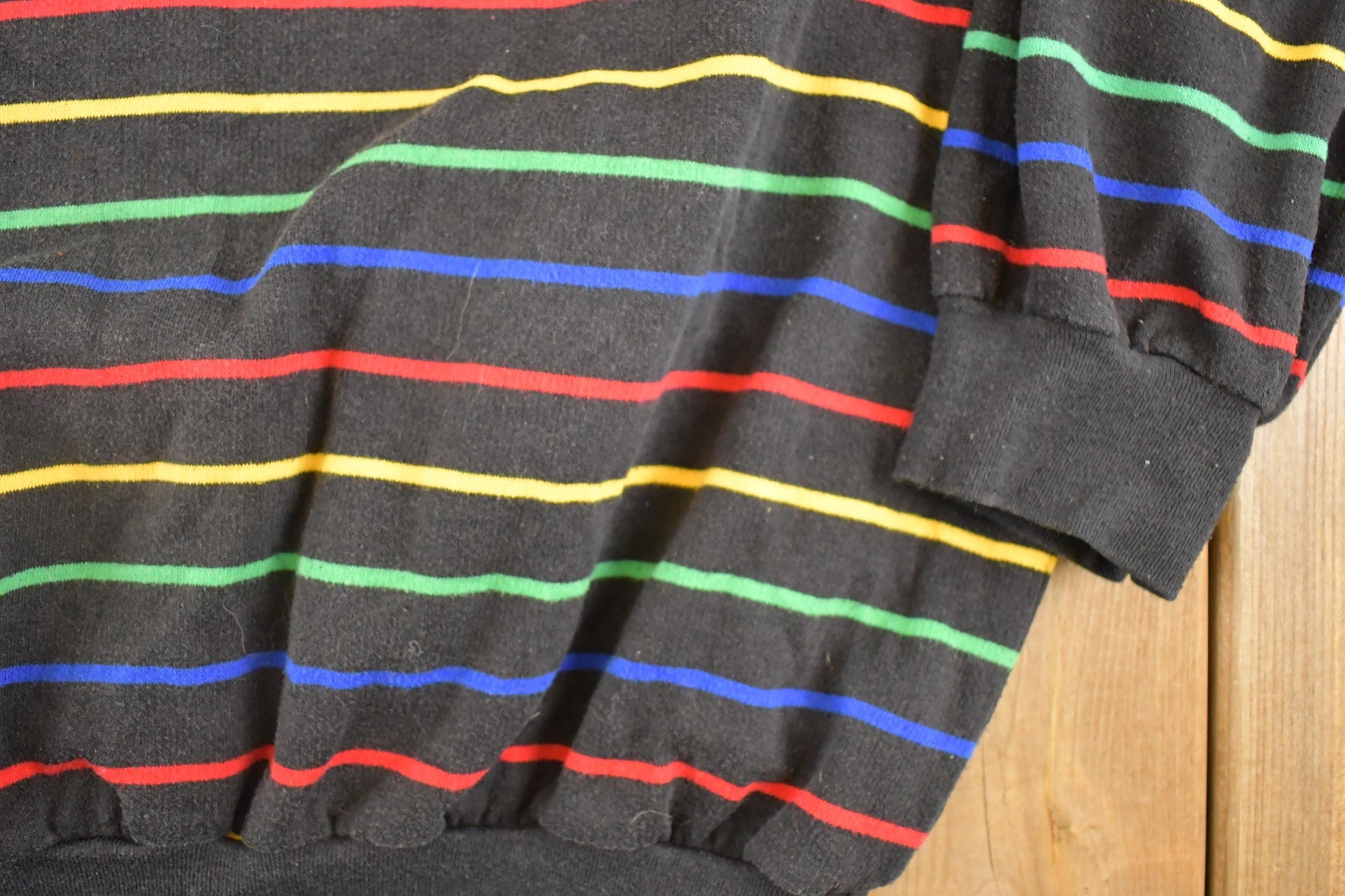 Vintage 1980s Striped Quarter Button Souvenir Crewneck Sweatshirt Men's XL from propervintagecanada