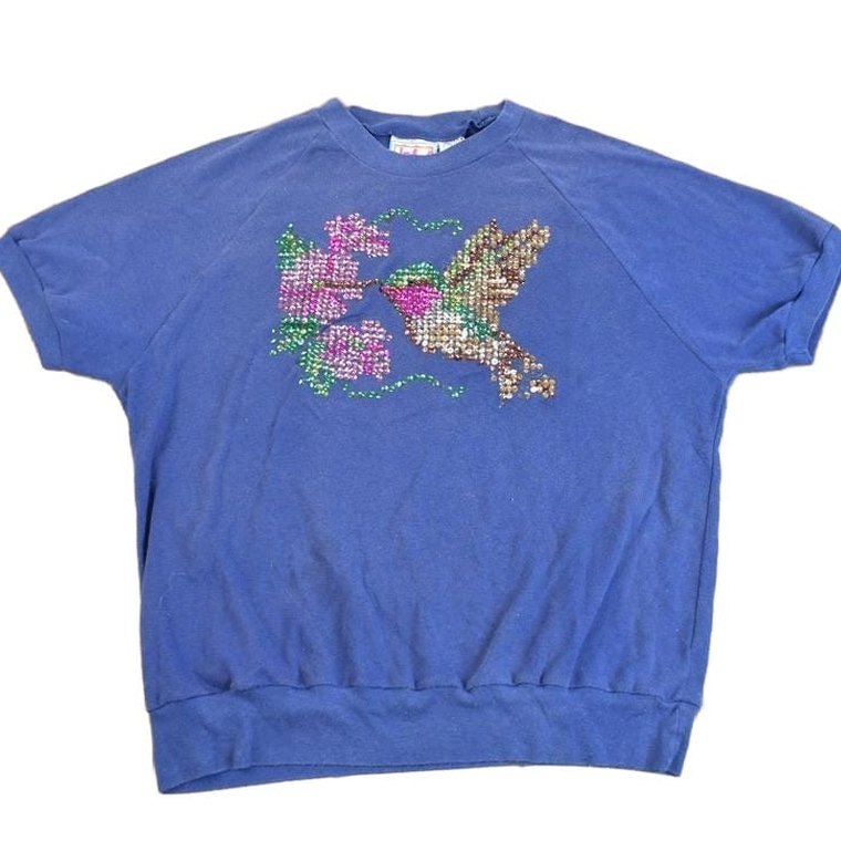 Vintage 1980s Swallow Sequin Short Sleeve Raglan Crewneck Sweatshirt Women's M from propervintagecanada