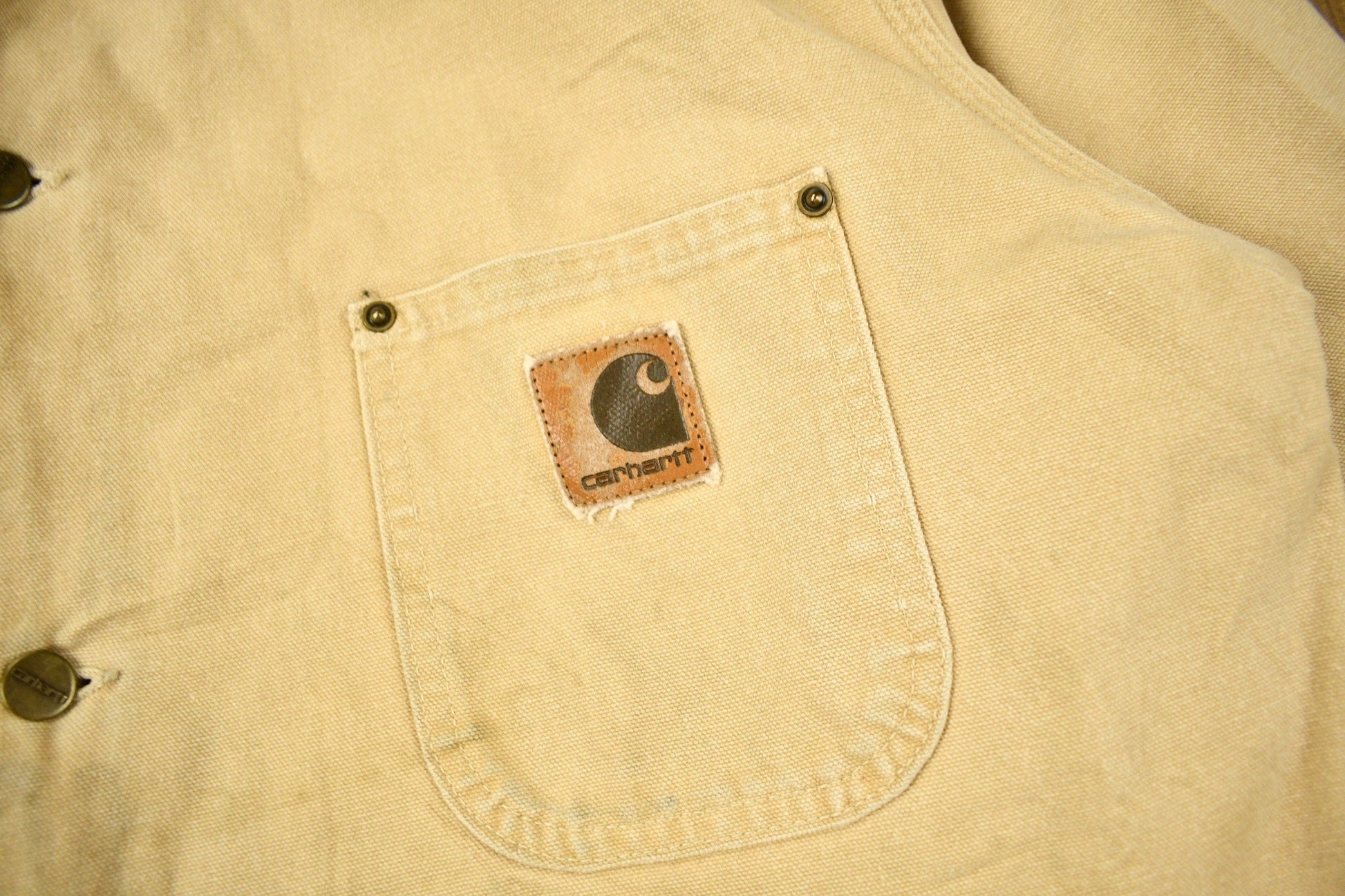 Vintage 1980s Tan Carhartt Chore Coat Men's Large from propervintagecanada