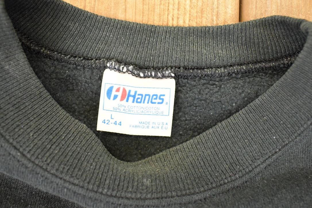 Vintage 1980s Tanglewood Abstract Graphic Print Crewneck Sweatshirt Men's M from propervintagecanada