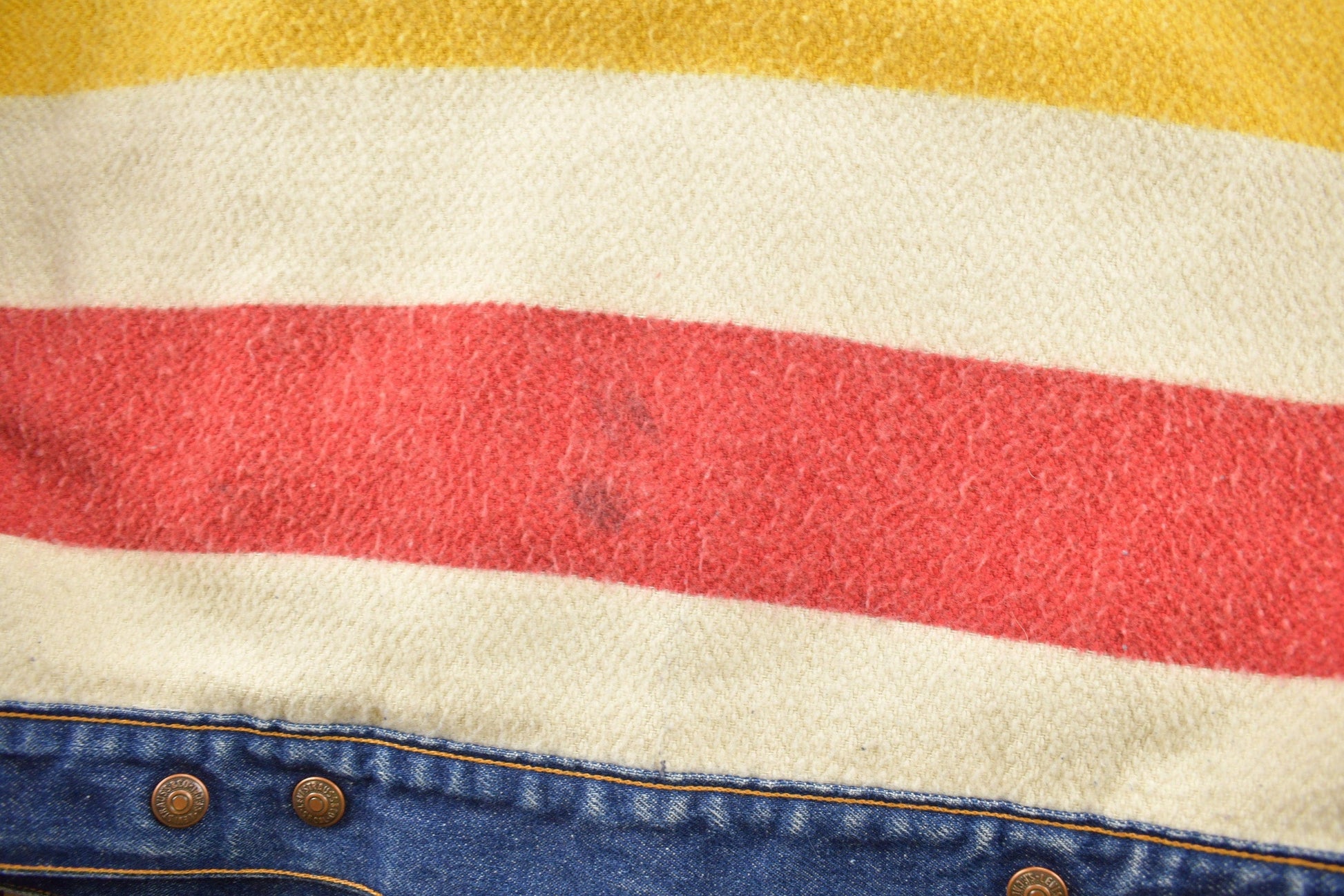 Vintage 1980s The Hudsons Bay Levi's Reversible Jean Jacket Men's Large from propervintagecanada