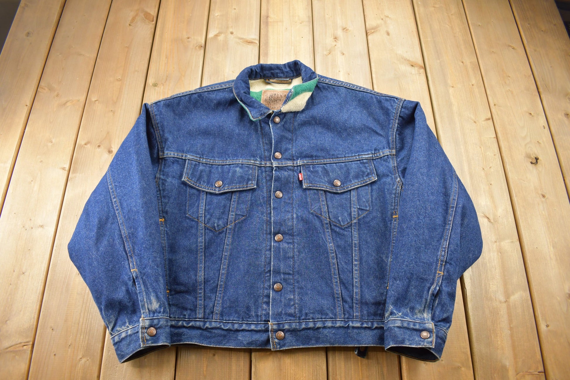 Vintage 1980s The Hudsons Bay Levi's Reversible Jean Jacket Men's Large from propervintagecanada
