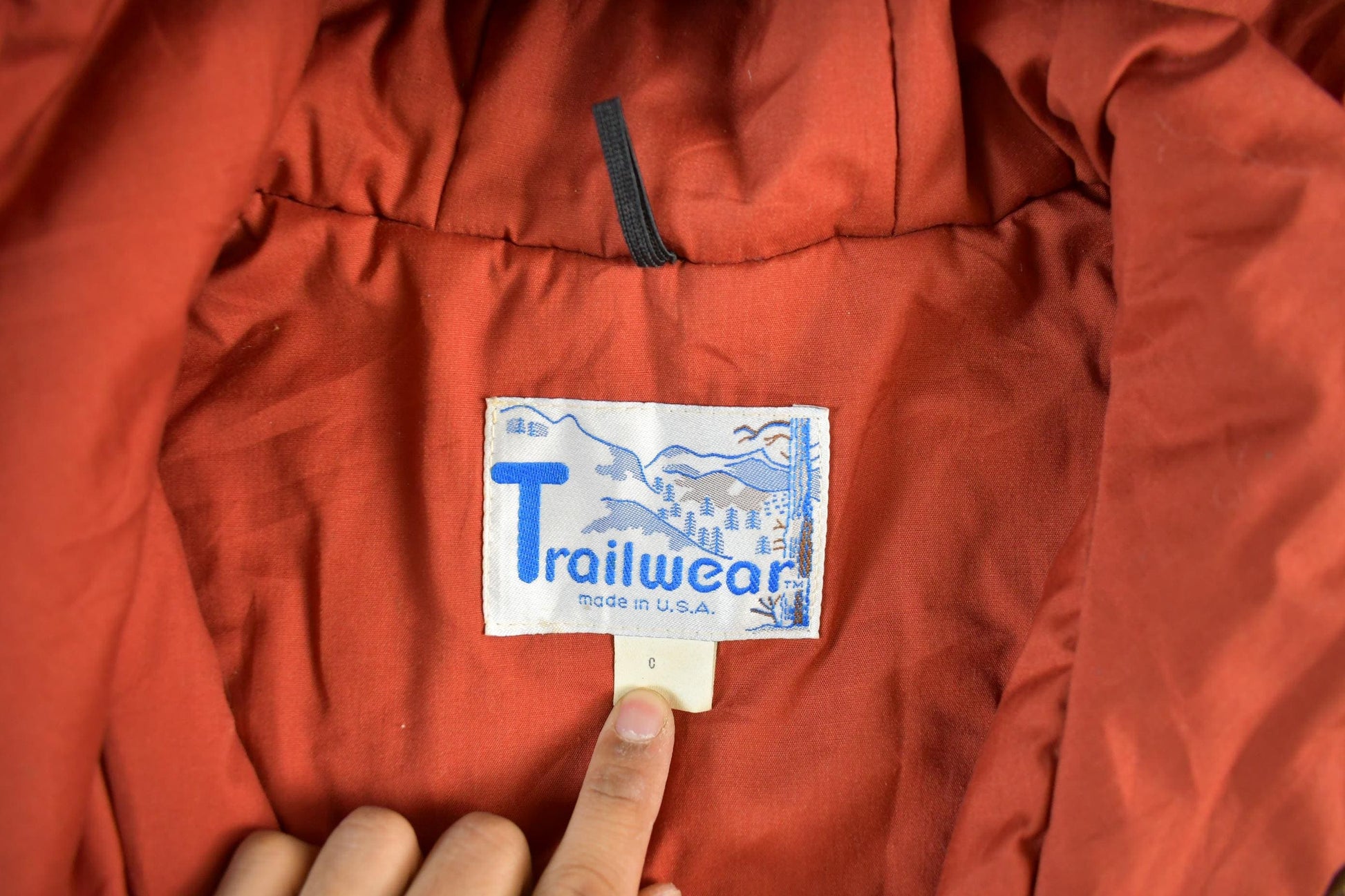 Vintage 1980s Trailway Thinsulate Parka Jacket Men's L-XL from propervintagecanada