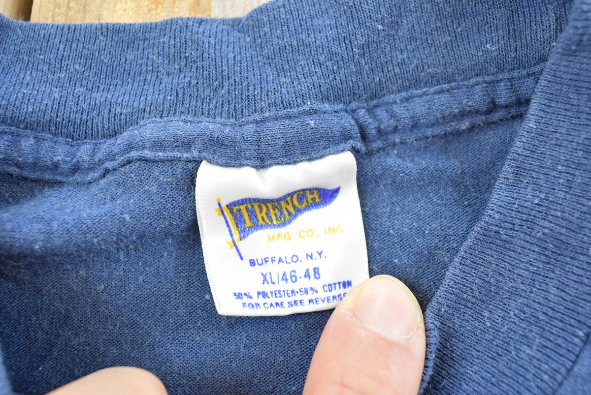 Vintage 1980s Trench Chicago Bears NFL Graphic T-Shirt Mens L from propervintagecanada