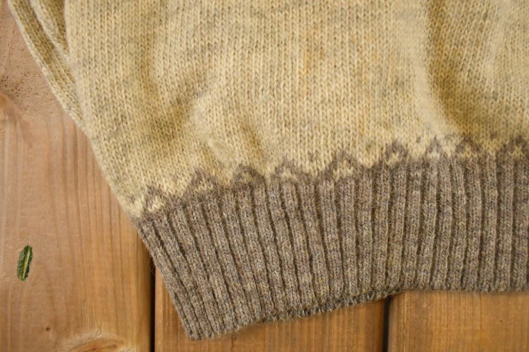Vintage 1980s Tundra AOP Wool Knit Full Zip Sweater Men's M from propervintagecanada