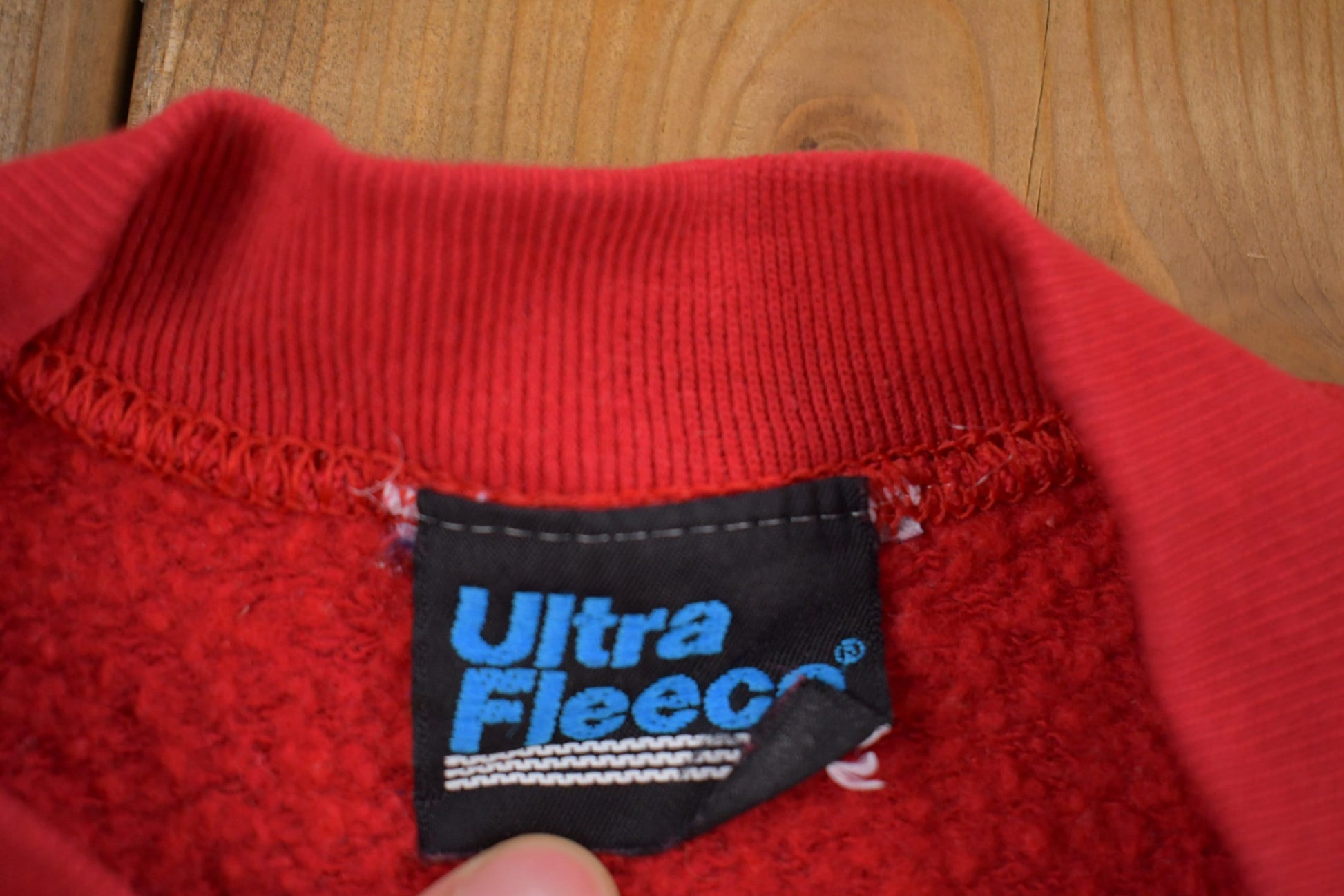 Vintage 1980s Ultra Fleece Raglan Crewneck Sweatshirt Men's Medium from propervintagecanada