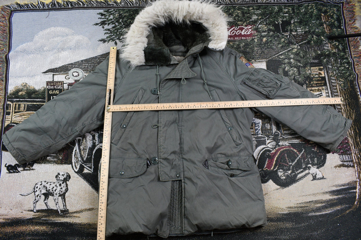 Vintage 1980s United States Army Operation Desert Shield Full Zip Parka Jacket Men's M from propervintagecanada