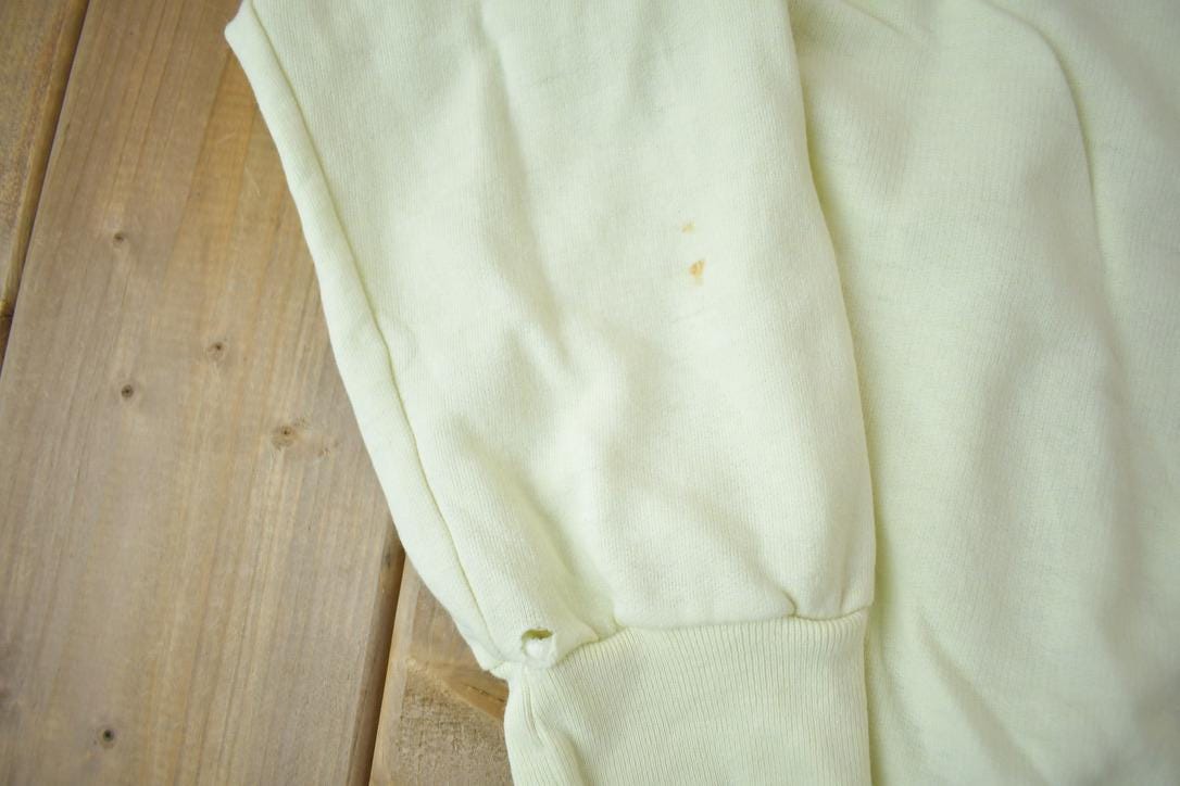 Vintage 1980s Universite De Paris Graphic Crewneck Sweatshirt Men's XS from propervintagecanada